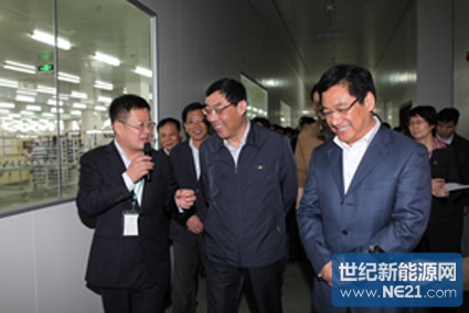 爱康集团董事长邹承慧携全体高管接待了马副主