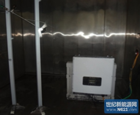 箱逆变接线图及方式_接线图分享 图9 淋雨试验前后内部单板试纸比较 4.2PTC带电温循试验 4.2.1快速温循的场景分析 PowerandTemperatureCyclingTest:带电温循测试 带电温循测试的目的是为了暴露产品在不同温度条件长期运行时的潜在缺陷。通过循环的快速温变加速产品在实际的场景的高低温的变化,验证产品对环境的适应性和长期可靠性的主要方法,特别是材料的热匹配特性。通过带电运行的方式,能实时的检测逆变器状态。 4.