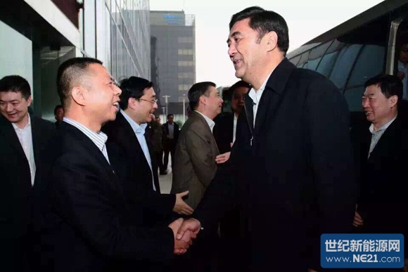 国家能源局局长努尔·白克力到天合光能考察调