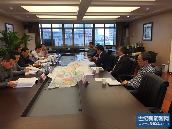 内蒙古自治区阿拉善盟、包头市来鄂洽谈光伏新