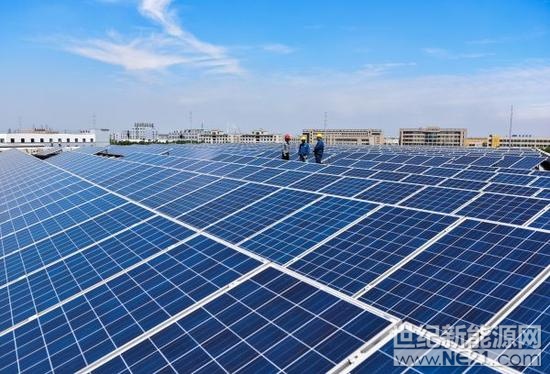 英媒称中国太阳能产业领先世界:全球6成太阳能