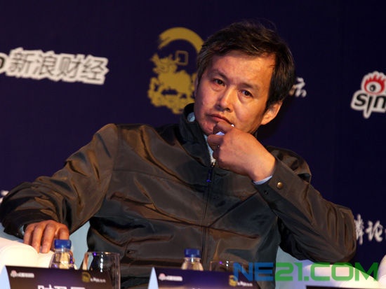 皇明太阳能有限公司董事长黄鸣。(新浪财经 陈鑫摄) 皇明太阳能有限公司董事长黄鸣。(新浪财经 陈鑫摄)