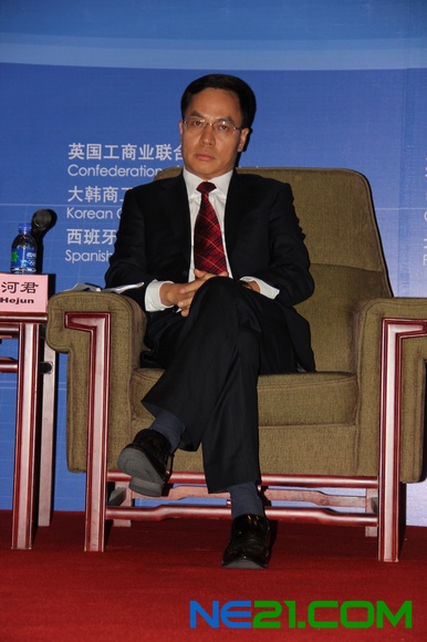 曾少军博士:请李河君先生发表一些观点,因为李河君先生在新能源行业