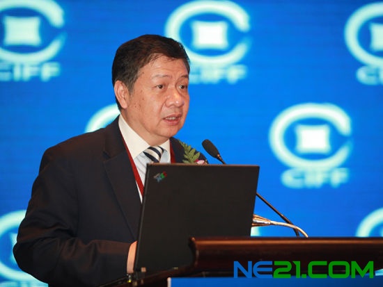 “第九届中国国际金融论坛”于2012年10月28日-29日在上海召开。上图为晶澳太阳能控股有限公司首席执行官方朋。(图片来源:新浪财经 梁斌 摄)