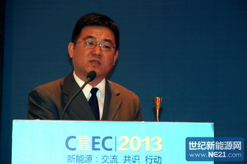 徐湘华光伏发电成本下降了20分布式发电前景广阔