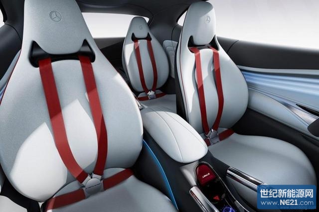 奔驰发布跨界概念车G-Code 车漆可太阳能发电