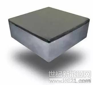 但是由于拉单晶工艺的原因,拉晶自动化水平没有铸锭高,单晶的成品率和