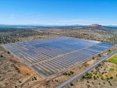 协鑫新能源北美公司俄勒冈州50.2MW 项目最后一个子项目Bly Solar 顺利并网成功，至此实现全容并网。