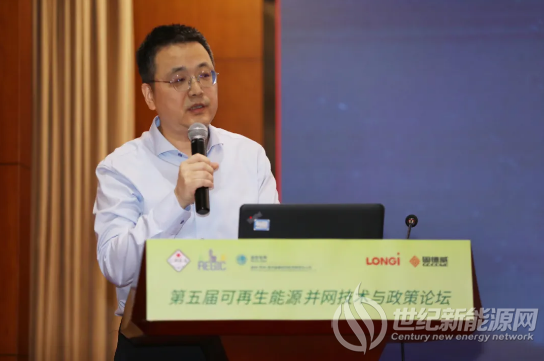 隆基清洁能源董事长张长江建设以光伏为主的新型可再生能源