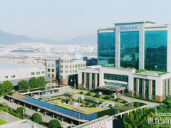 宁波富豪10年“潜伏”干光储，干出近700亿身家