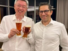 从F1赛道到宝马、奔驰，亿纬大圆柱如何成为高端车“标配”？