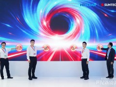 SNEC重磅发布!弘元&尚德“双品牌模式”落地