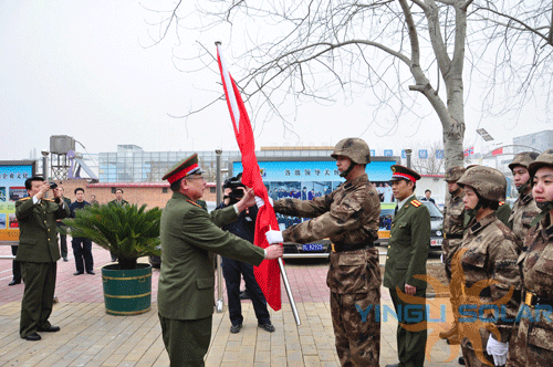 保定军分区和保定市领导为武装部揭牌